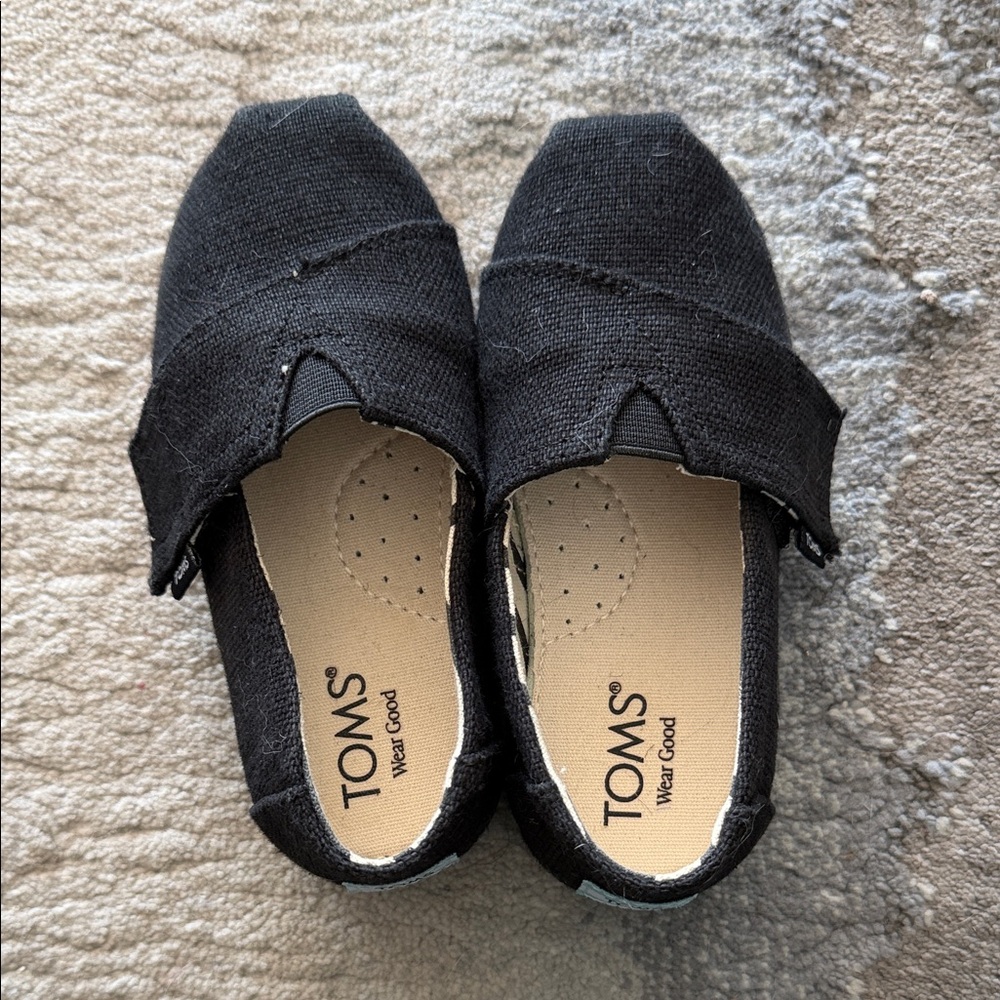 TOMS Kids Black Canvas Slip-On Moccasins